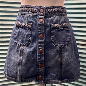 KENDALL & KYLIE DENIM SKIRT